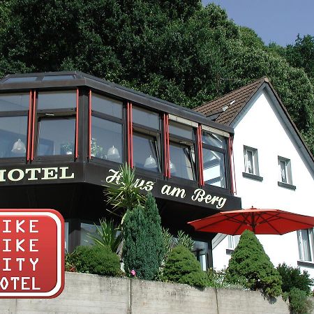 Hotel Haus Am Berg เทรียร์ ภายนอก รูปภาพ