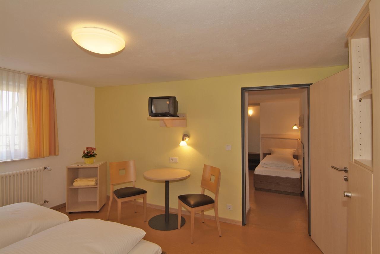 Hotel Haus Am Berg เทรียร์ ภายนอก รูปภาพ