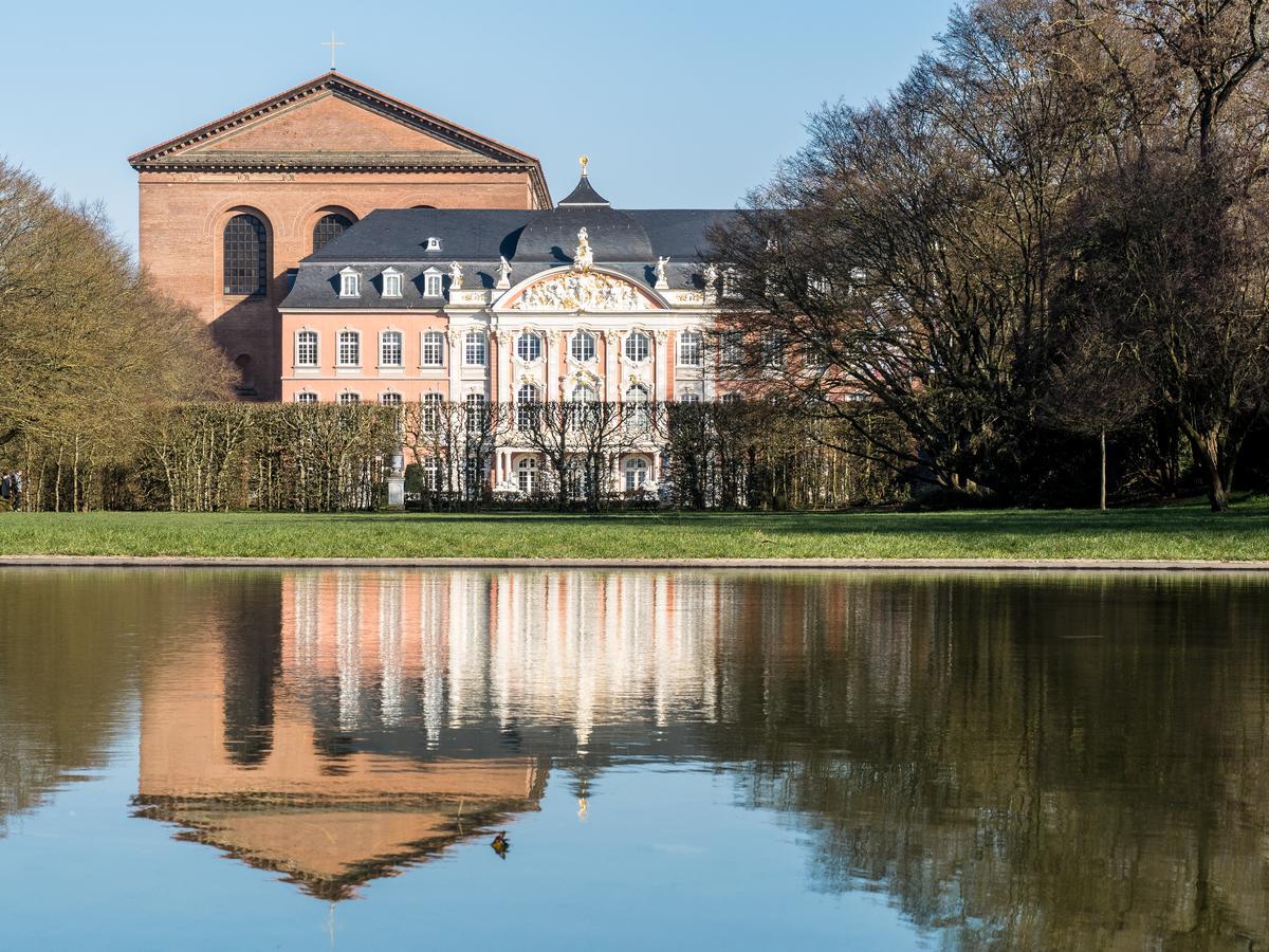 Hotel Haus Am Berg เทรียร์ ภายนอก รูปภาพ