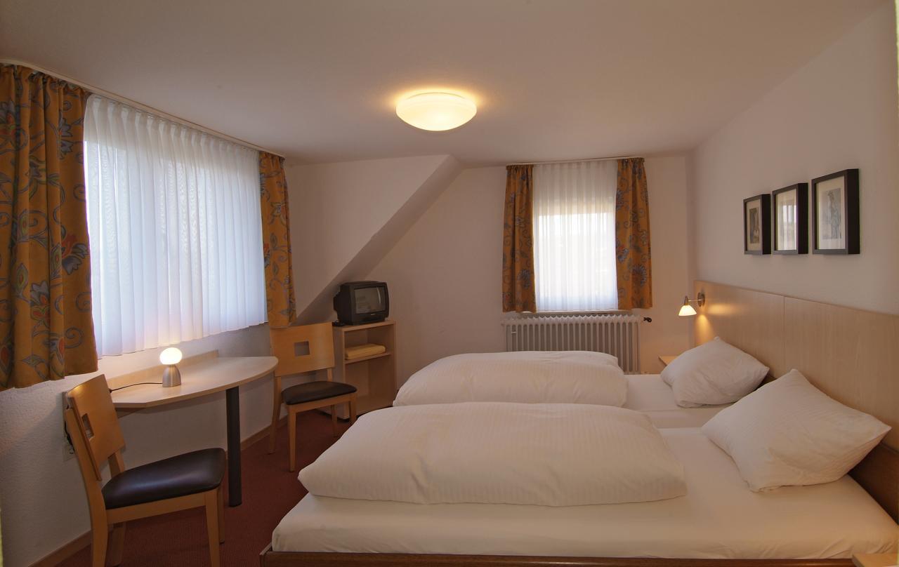 Hotel Haus Am Berg เทรียร์ ภายนอก รูปภาพ
